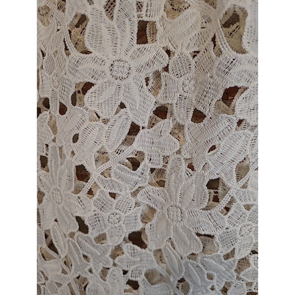 Womens‎ Lace Crochet Ivory Large Cut Out Flower boho Blouse Women's Size M - Picture 2 of 7